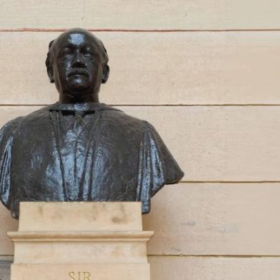 Busto de Edwin Lutyens removido da residência presidencial na Índia