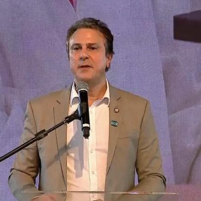 Ministro da Educação Camilo Santana faz pronunciamento neste domingo