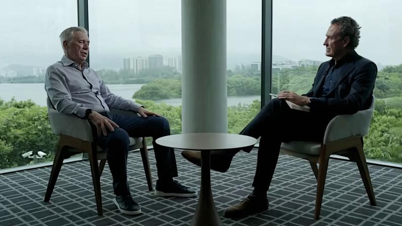Ancelotti em entrevista a Valdano — Foto: Reprodução