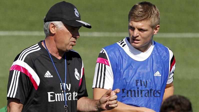 Kroos provoca Ancelotti ao relembrar troca em substituição