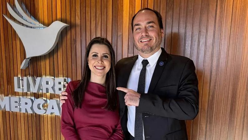A deputada Carol de Toni e o ex-vereador Carlos Bolsonaro, pré-candidatos ao Senado pelo PL de Santa Catarina. Foto: Reprodução Instagram