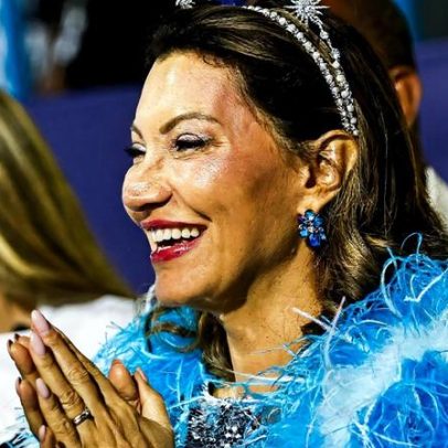 Janja utiliza voo da FAB para visitar escola de samba no Rio