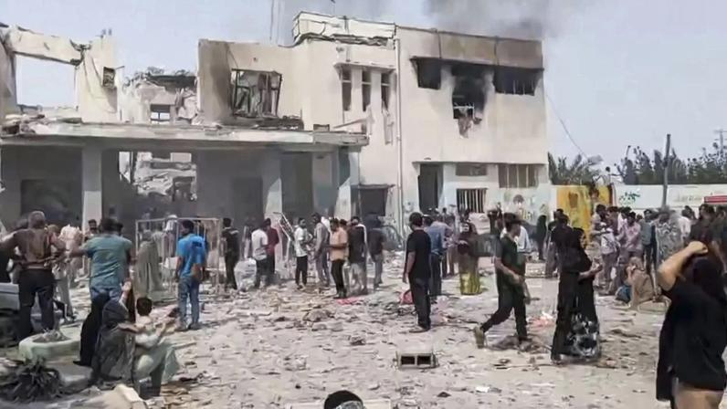 Imagens de um bombardeio em ataque de EUA e Israel ao Irã. (Foto: Mehr / EFE)