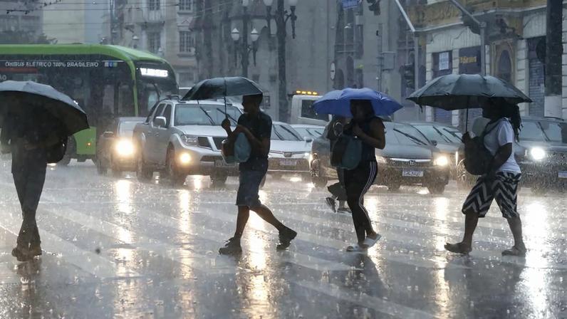 Chuva forte no centro de São Paulo. Foto: Paulo Pinto/Agência Brasil