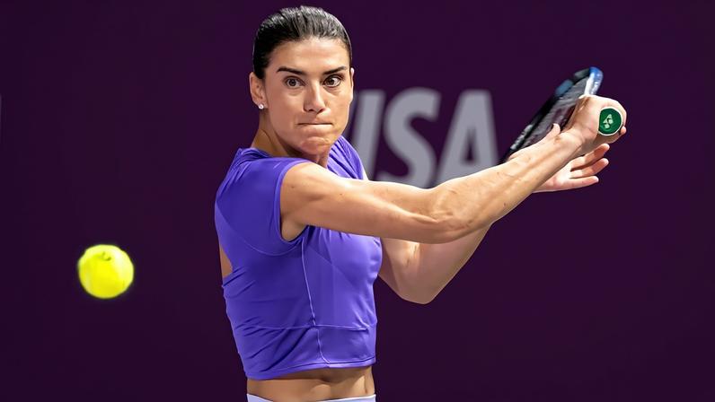 Raducanu e Cirstea vencem e lideram as semifinais na Romênia