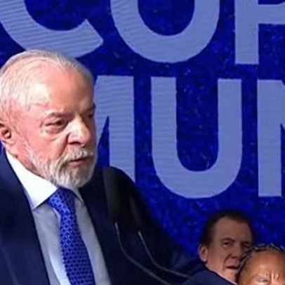 Lula afirma que Copa Feminina no Brasil precisa redimir vexame de 2014