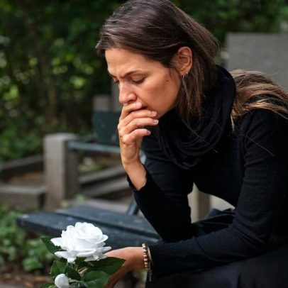 Fé pode ajudar na superação da dor, segundo especialistas