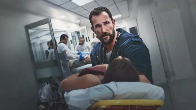 The Pitt: primeira temporada chega ao Warner Channel