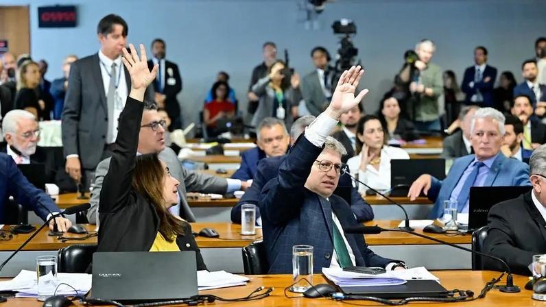 CPI aprova convocação e quebra de sigilos de ex-CEO do Banco Master