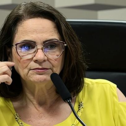 Com parecer de Damares, comissão rejeita redução de salários de parlamentares