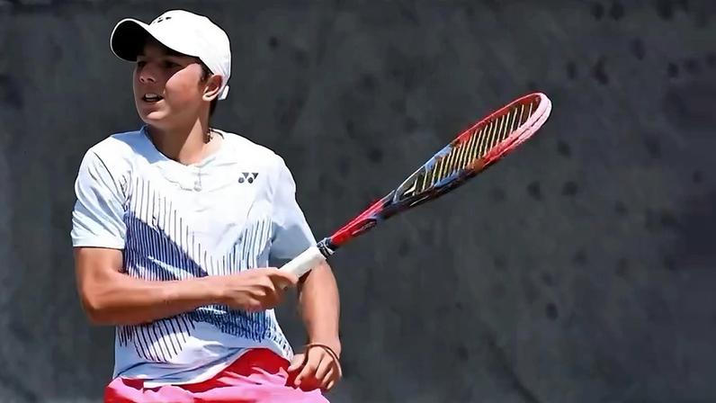 Júnior com dois forehands vence Sell e avança às oitavas na Flórida