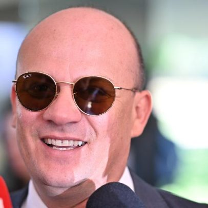 Líder da oposição visita Bolsonaro e diz ter recebido orientações