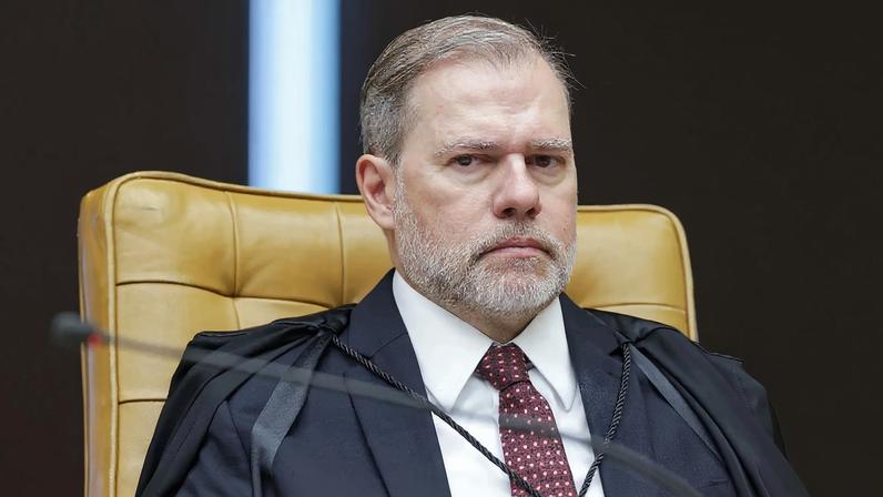 Toffoli abre mão do caso Master em troca de apoio no STF e preservação de provas