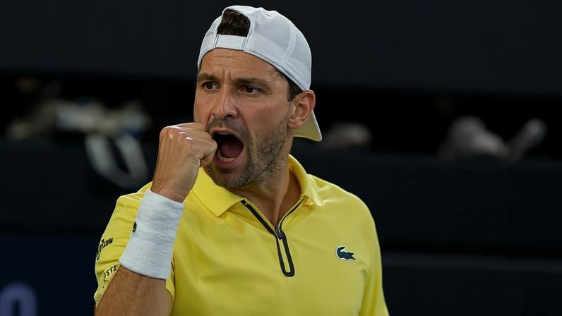 Dimitrov diz ter alterado rotina diária e estilo de jogo após lesão