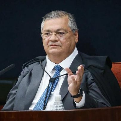 Dino arquiva parte de investigação contra senador flagrado com dinheiro na cueca