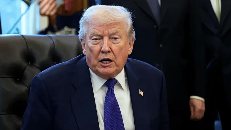 Trump sugere que DOJ deixe caso Epstein de lado