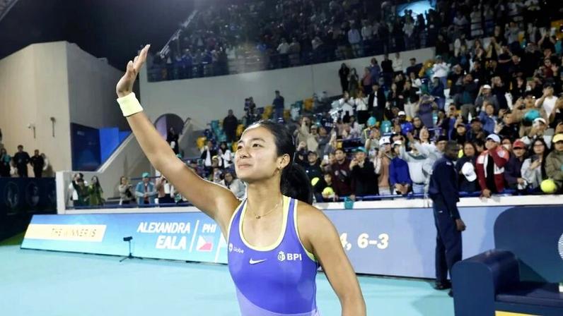 Eala celebra vitória dramática e emoção da torcida