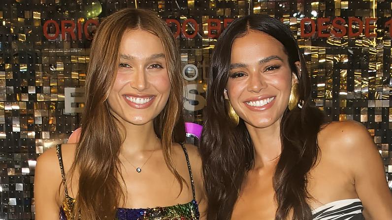 Bruna Marquezine e Sasha Meneghel gastam R$39 mil em looks grifados no Carnaval
