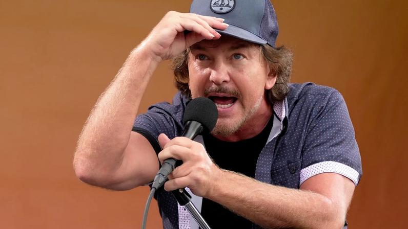 Pearl Jam está entre eras, mas animado com o futuro, diz Eddie Vedder