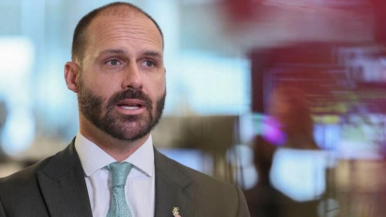 Eduardo Bolsonaro perdeu o mandato de deputado federal em dezembro de 2025
