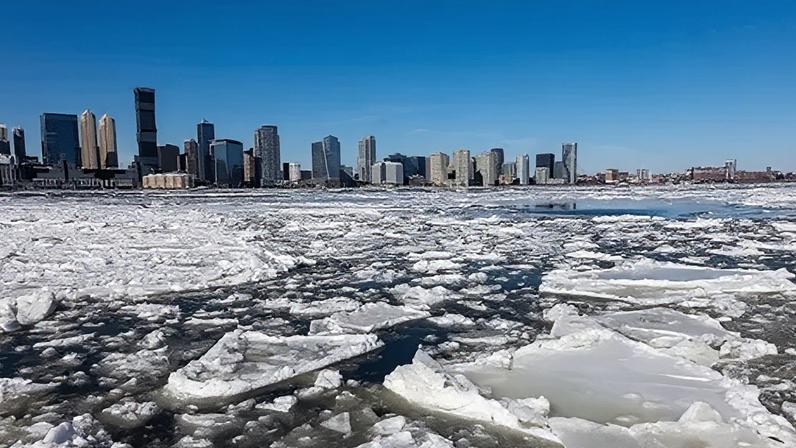 Frio extremo em Nova York deixa 18 mortos