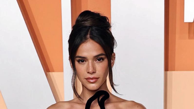 Moda, cinema, grandes marcas e muito dinheiro: o plano por trás da ascensão internacional de Bruna Marquezine