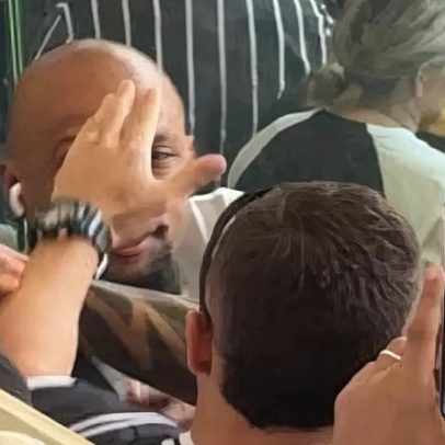 Leitura labial explica atrito entre Felipe Melo e torcedor do Corinthians