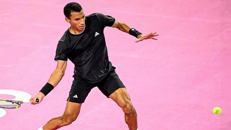 Aliassime vence título e mira retorno ao top 5