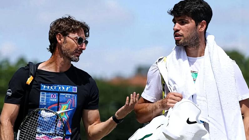 Juan Carlos Ferrero deixa de seguir Carlos Alcaraz no Instagram