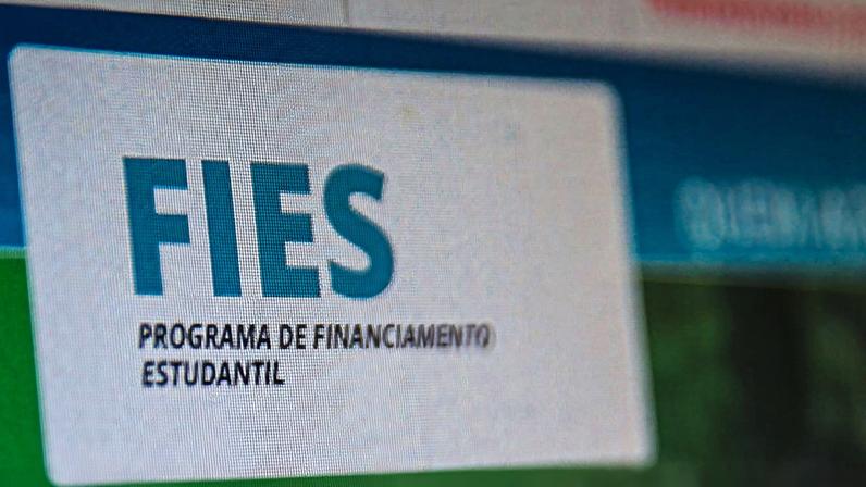 Fundo de Financiamento Estudantil,Fies