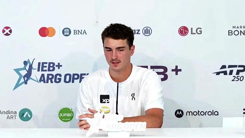 João Fonseca admite perda de confiança após derrota em Buenos Aires