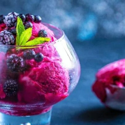 Sobremesas leves com 3 opções refrescantes para dias quentes