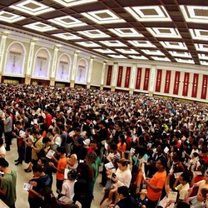 315 mil jovens participam de consagração no Brasil e no exterior