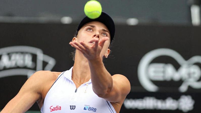 Luiza Fullana vence nas duplas na França; Gabriela Cé cai na estreia