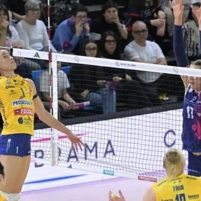 Conegliano de Gabi Guimarães vence clássico após set épico de 48 minutos
