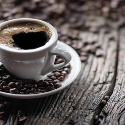 Bebidas com cafeína podem proteger o cérebro, aponta estudo