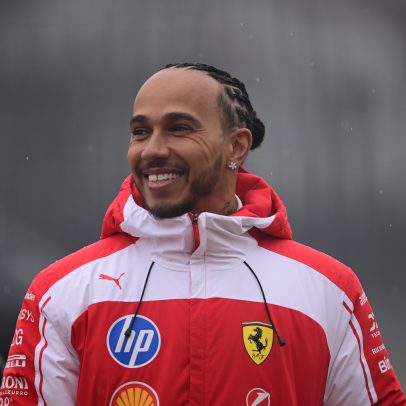 Hamilton afirma estar renovado e nega aposentadoria: não vou a lugar nenhum