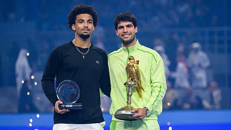 Fils reconhece que Alcaraz está em outro patamar e ele ainda não chegou lá