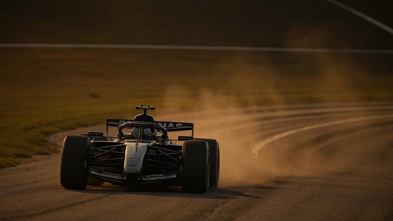 Balanço dos testes: Mercedes pula como favorita; Ferrari surpreende