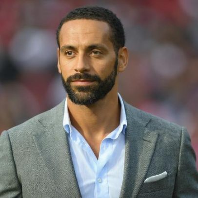 Ferdinand admite usar cadeira de rodas por lesões na carreira