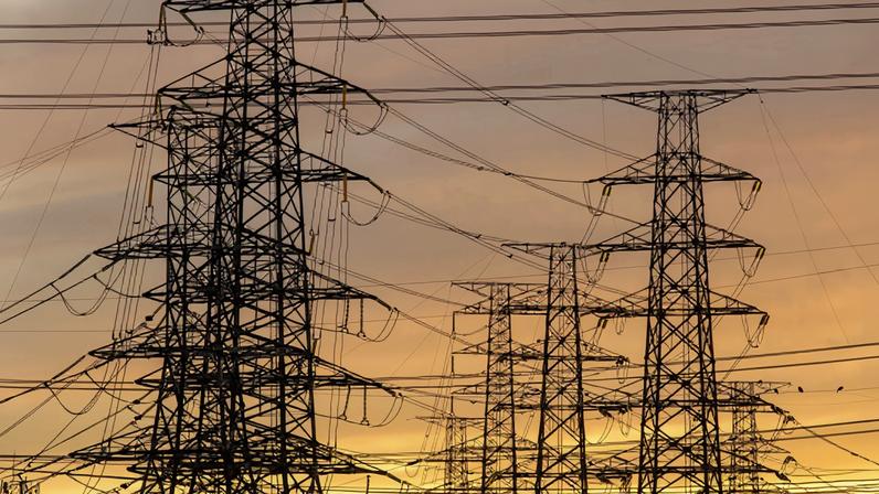 Investidores apontam a geração distribuída como causa do excesso de oferta e defendem que ela absorva os impactos econômicos