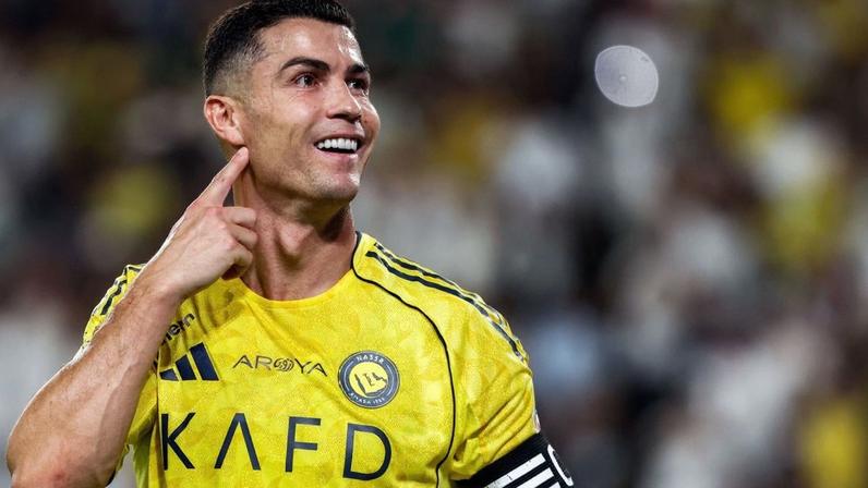 Cristiano Ronaldo torna-se acionista de clube espanhol com atacante de Neymar