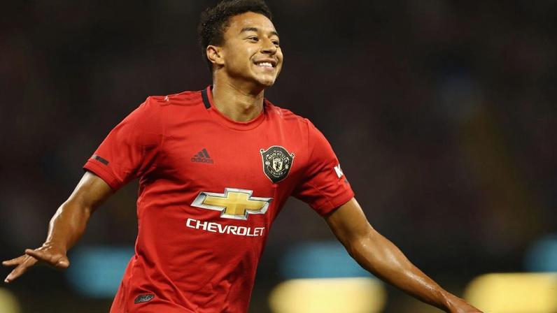 Corinthians avança e fica perto de contratar ex-Manchester United Lingard