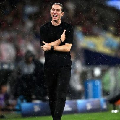 Filipe Luís reage a falha envolvendo Rossi e Ayrton Lucas no gol do Lanús