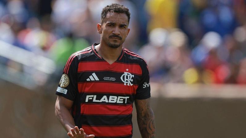 Arrascaeta cobra consciência do elenco após mais um vice