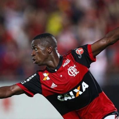 Jornal reage ao suposto namoro entre Flamengo e Vinícius Jr.; sonho segue vivo