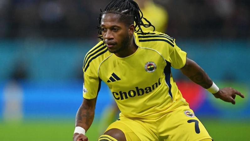 Palmeiras avalia Fred, que pode ficar livre de contrato na Europa