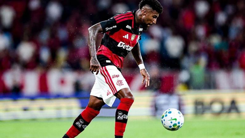 Varela aconselha Royal após vaias da torcida do Flamengo no Maracanã