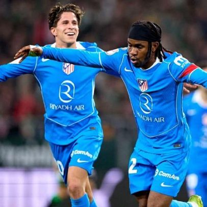 Atlético de Madrid vence Betis e avança à Copa do Rei com gols de Lookman e Almada