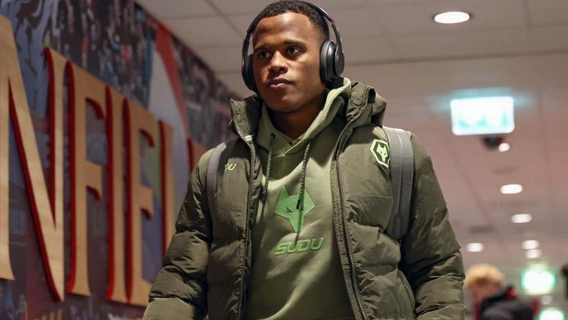 Palmeiras mira joia brasileira da Premier League após contratar Jhon Arias